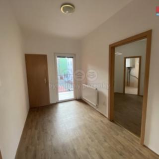 Pronájem bytu 2+1 72 m² Ostrava
