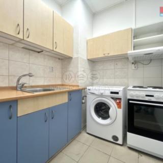 Pronájem bytu 2+1 35 m² Zlín