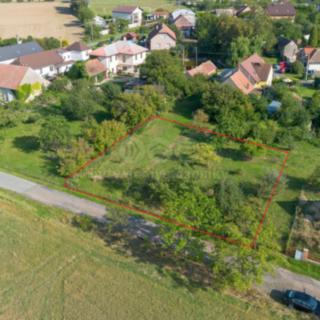 Prodej stavební parcely 600 m² Žáky Štrampouch