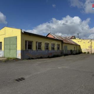 Pronájem skladu 1000 m² Most
