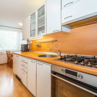 Prodej bytu 3+1 72 m² Tišnov