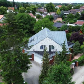 Prodej rodinného domu 350 m² Jirny