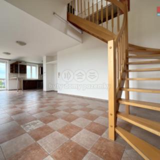 Pronájem bytu 4+kk 130 m² Vyškov -Město, Brněnská