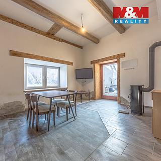 Prodej rodinného domu 100 m&sup2; Mšeno