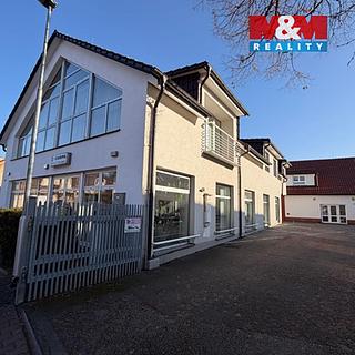 Pronájem kanceláře 120 m&sup2; Pardubice