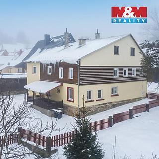 Prodej hotelu, penzionu 285 m&sup2; Jiřetín pod Jedlovou