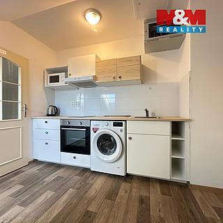 Pronájem bytu 1+kk, garsoniery 285 m&sup2; Mladá Boleslav