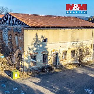 Prodej obchodu 288 m&sup2; Verneřice