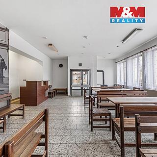 Prodej rodinného domu 345 m&sup2; Kryry