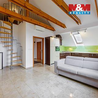 Pronájem bytu 4+kk 70 m&sup2; Karlovy Vary