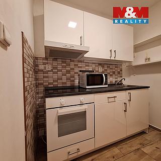 Pronájem bytu 1+kk, garsoniery 28 m&sup2; Chomutov