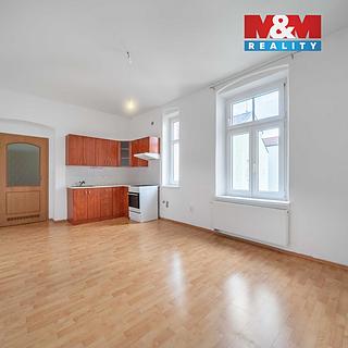 Pronájem bytu 1+1 44 m&sup2; Plzeň