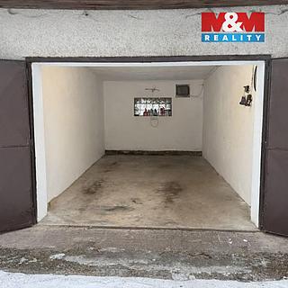 Prodej garáže 17 m&sup2; Lánov
