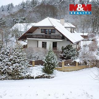 Pronájem rodinného domu 262 m&sup2; Luká