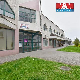 Pronájem obchodu 155 m&sup2; Pardubice