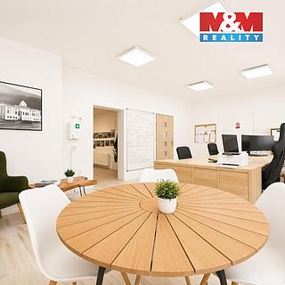 Pronájem skladu 900 m&sup2; Hlubočky