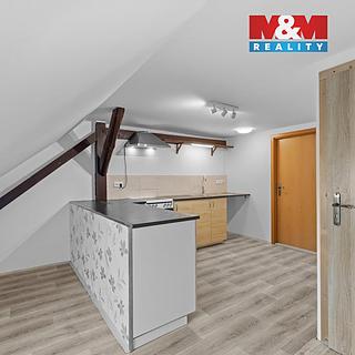 Pronájem bytu 2+kk 78 m&sup2; Velvary