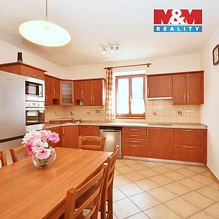 Pronájem rodinného domu 82 m&sup2; Dobročovice