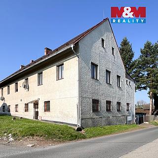 Prodej rodinného domu 450 m&sup2; Strašín