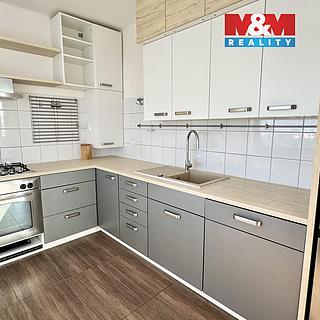 Pronájem bytu 3+kk 68 m&sup2; Slaný