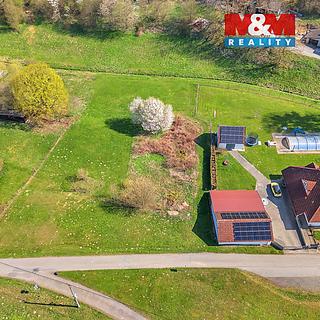 Prodej stavební parcely 803 m&sup2; Janov