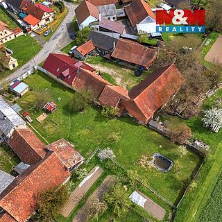 Prodej stavební parcely 1256 m&sup2; Chroustovice