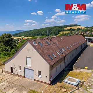 Pronájem skladu 1187 m&sup2; Chuderov