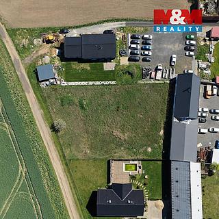 Prodej stavební parcely 1732 m&sup2; Droužkovice
