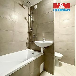 Pronájem bytu 1+1 38 m&sup2; Sokolov