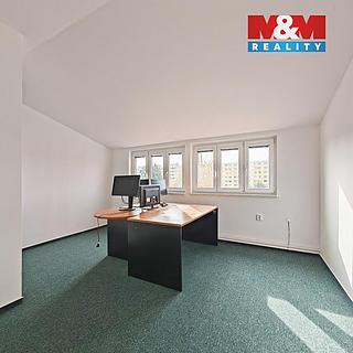 Pronájem kanceláře 64 m&sup2; Hradec Králové