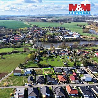 Prodej stavební parcely 585 m&sup2; Střítež