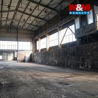 Pronájem skladu 850 m&sup2; Ostrov