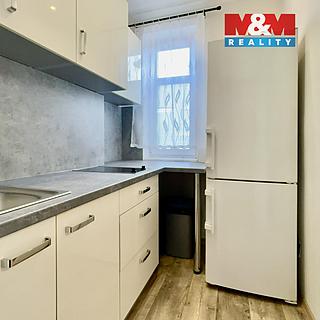 Pronájem bytu 3+1 52 m&sup2; Zlín