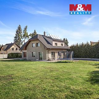 Prodej rodinného domu 216 m&sup2; Kladno