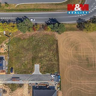 Prodej stavební parcely 923 m&sup2; Slatiňany