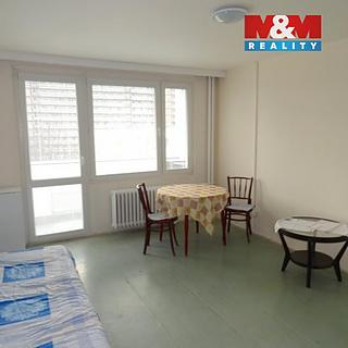 Pronájem bytu 1+kk, garsoniery 35 m&sup2; Hradec Králové