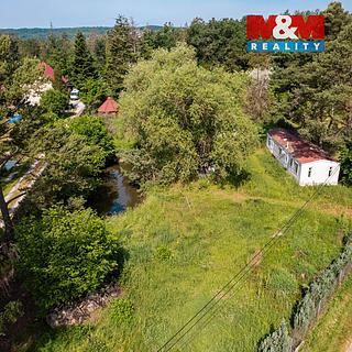 Prodej stavební parcely 1945 m&sup2; Líšnice