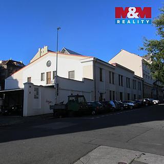 Pronájem kanceláře 228 m&sup2; Praha