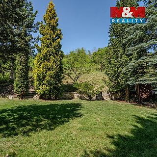 Prodej zahrady 1856 m&sup2; Hoštka