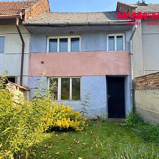 Prodej rodinného domu 80 m&sup2; Hradčany-Kobeřice
