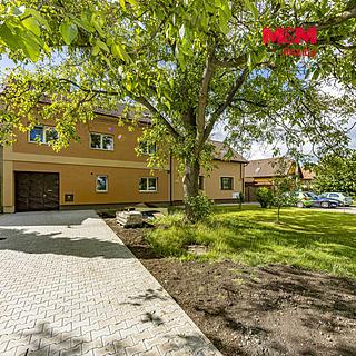 Pronájem bytu 2+kk 37 m&sup2; Velim