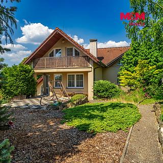 Prodej rodinného domu 281 m&sup2; Vinařice