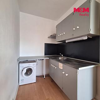Pronájem bytu 1+kk, garsoniery 30 m&sup2; Chomutov