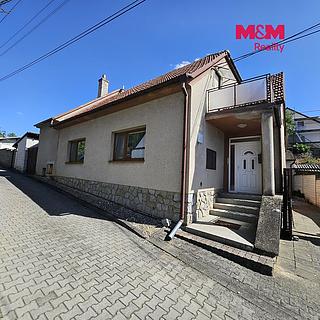 Prodej rodinného domu 200 m&sup2; Dambořice