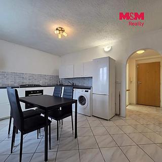 Pronájem bytu 2+1 51 m&sup2; Horní Slavkov