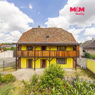 Prodej rodinného domu 130 m&sup2; Hoštka