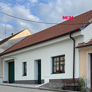 Prodej rodinného domu 350 m&sup2; Kobylí