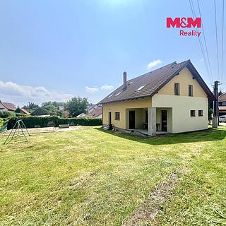 Pronájem rodinného domu 200 m&sup2; Strmilov