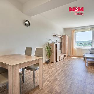 Prodej bytu 3+1 81 m&sup2; Březůvky