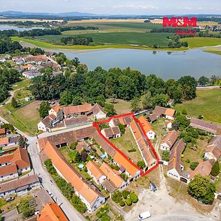 Prodej výrobního objektu 180 m&sup2; Dívčice